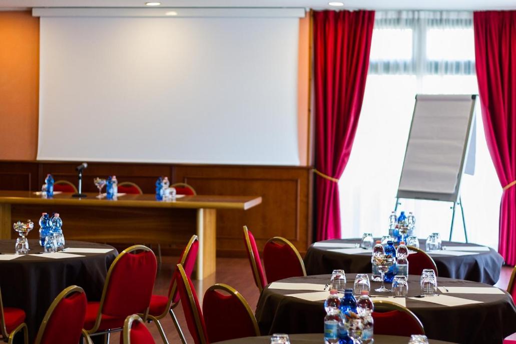 Val della Torre Vald Hotel מראה חיצוני תמונה