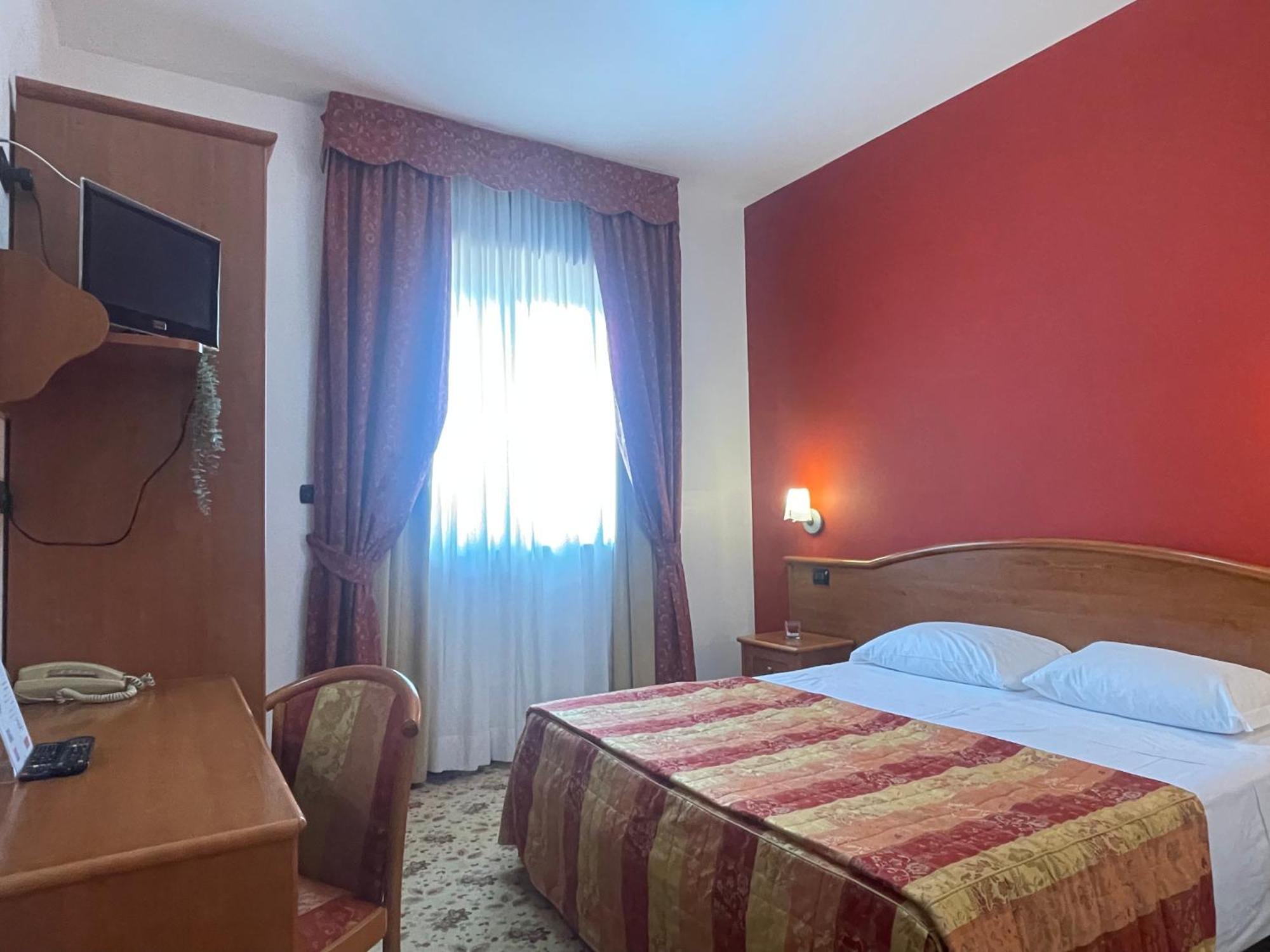 Val della Torre Vald Hotel מראה חיצוני תמונה